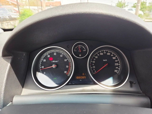 Opel Astra 1, 400 EURO5 - автомобили, коли, обяви за нови и употребявани 12