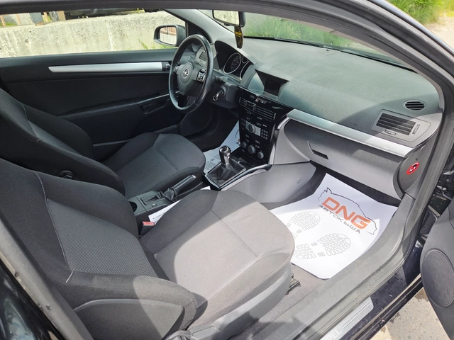 Opel Astra 1, 400 EURO5 - автомобили, коли, обяви за нови и употребявани 8