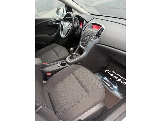 Opel Astra 1.4 turbo - автомобили, коли, обяви за нови и употребявани 13