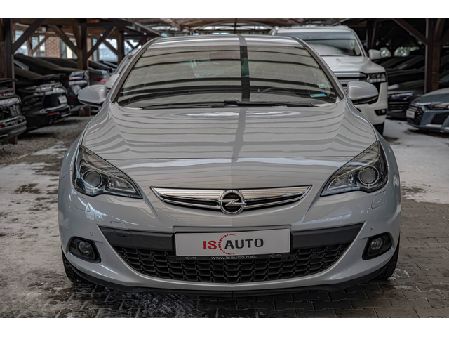 Opel Astra Coupe/GTC/Автопилот/Sport/Navi - автомобили, коли, обяви за нови и употребявани 0