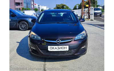 Opel Astra J 4-вр. Седан 116к.с. Бензин - автомобили, коли, обяви за нови и употребявани 1