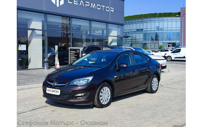 Opel Astra J 4-вр. Седан 116к.с. Бензин - автомобили, коли, обяви за нови и употребявани 2