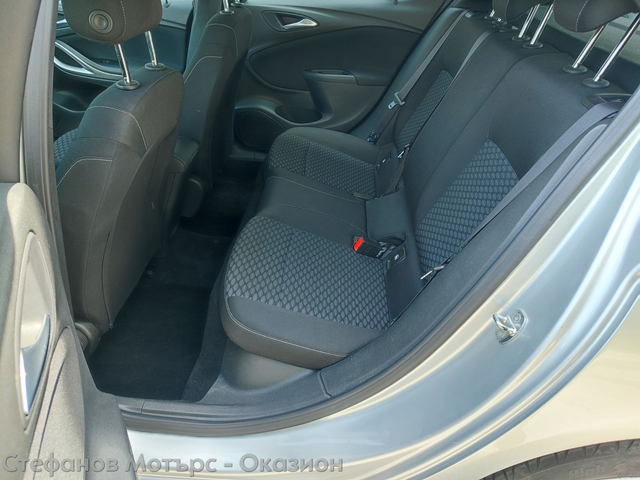 Opel Astra K 4-вр. Хечбек 136к.с. Дизел - автомобили, коли, обяви за нови и употребявани 12