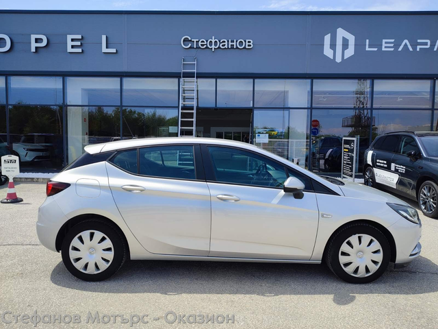 Opel Astra K 4-вр. Хечбек 136к.с. Дизел - автомобили, коли, обяви за нови и употребявани 4