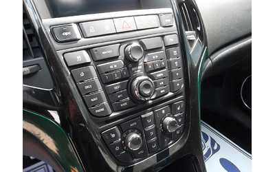 Opel Astra OPC SWISS - автомобили, коли, обяви за нови и употребявани 10