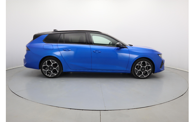 Opel Astra Sports Tourer Ultimate - автомобили, коли, обяви за нови и употребявани 10