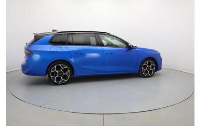 Opel Astra Sports Tourer Ultimate - автомобили, коли, обяви за нови и употребявани 12