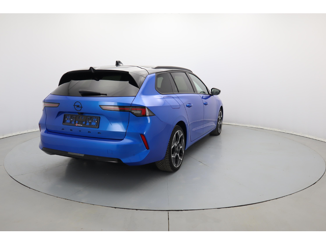 Opel Astra Sports Tourer Ultimate - автомобили, коли, обяви за нови и употребявани 17