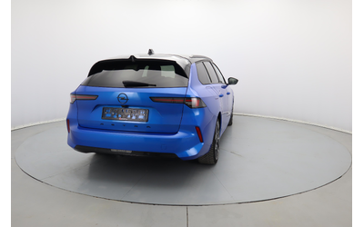 Opel Astra Sports Tourer Ultimate - автомобили, коли, обяви за нови и употребявани 18