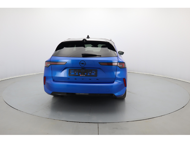 Opel Astra Sports Tourer Ultimate - автомобили, коли, обяви за нови и употребявани 19