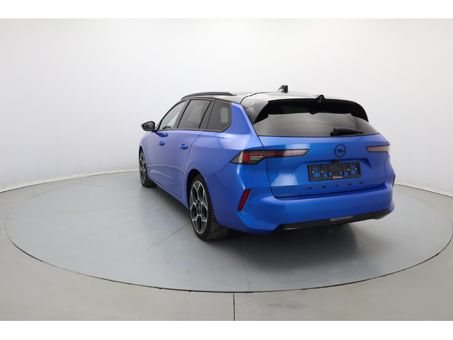 Opel Astra Sports Tourer Ultimate - автомобили, коли, обяви за нови и употребявани 22