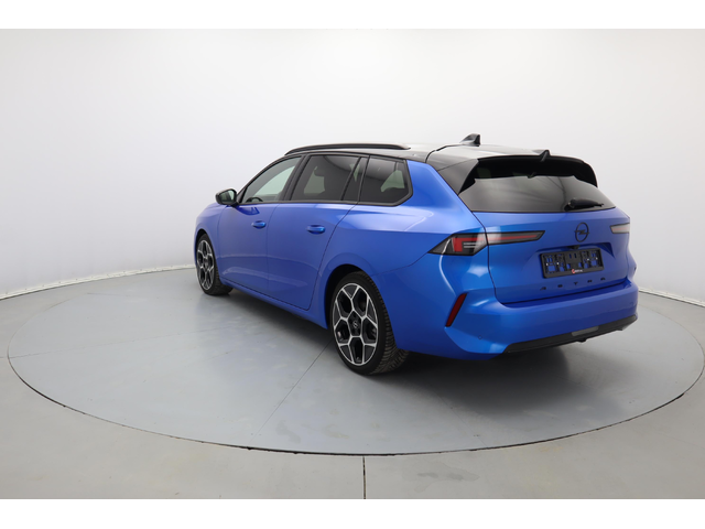 Opel Astra Sports Tourer Ultimate - автомобили, коли, обяви за нови и употребявани 23