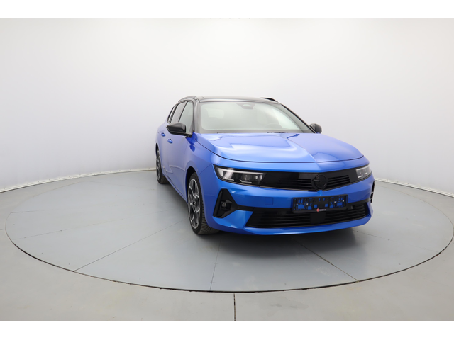 Opel Astra Sports Tourer Ultimate - автомобили, коли, обяви за нови и употребявани 2