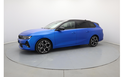 Opel Astra Sports Tourer Ultimate - автомобили, коли, обяви за нови и употребявани 32