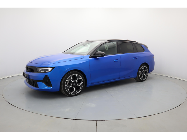 Opel Astra Sports Tourer Ultimate - автомобили, коли, обяви за нови и употребявани 33