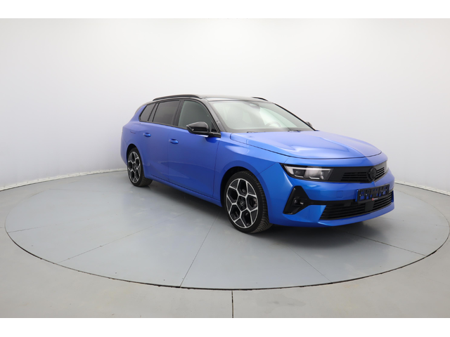 Opel Astra Sports Tourer Ultimate - автомобили, коли, обяви за нови и употребявани 4