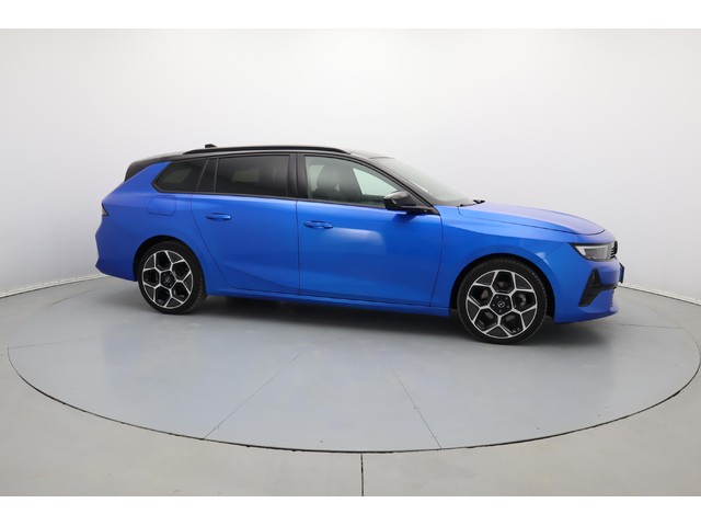 Opel Astra Sports Tourer Ultimate - автомобили, коли, обяви за нови и употребявани 8