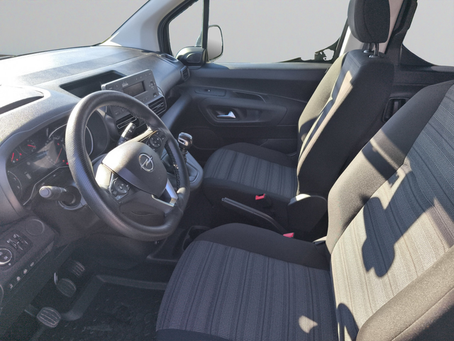 Opel COMBO 1.2 бензин 81kW/110 к.с. MT6 E6 - автомобили, коли, обяви за нови и употребявани 8