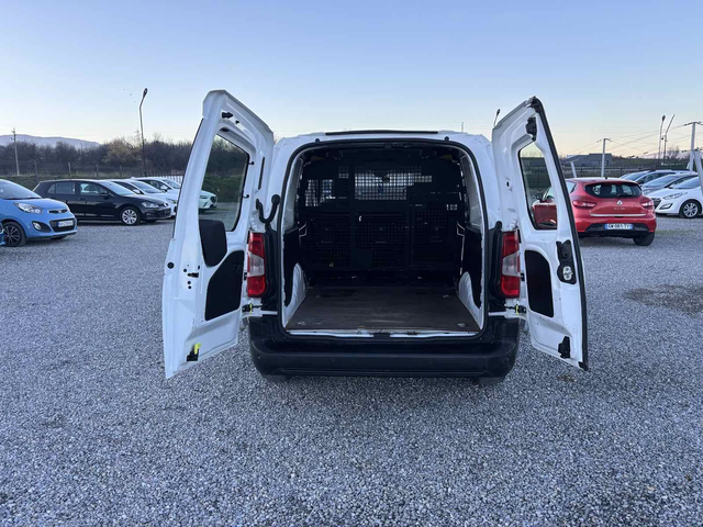 Opel Combo 1.5 , MAKSI, Euro 6, Нов Внос - автомобили, коли, обяви за нови и употребявани 10