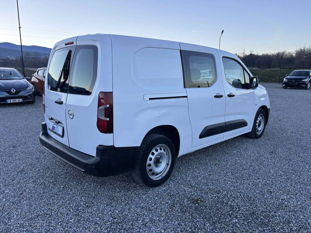 Opel Combo 1.5 , MAKSI, Euro 6, Нов Внос - автомобили, коли, обяви за нови и употребявани 4