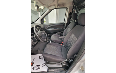 Opel Combo 1.3 - автомобили, коли, обяви за нови и употребявани 10