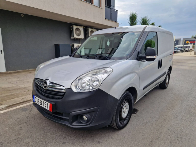 Opel Combo 1.3 - автомобили, коли, обяви за нови и употребявани 2