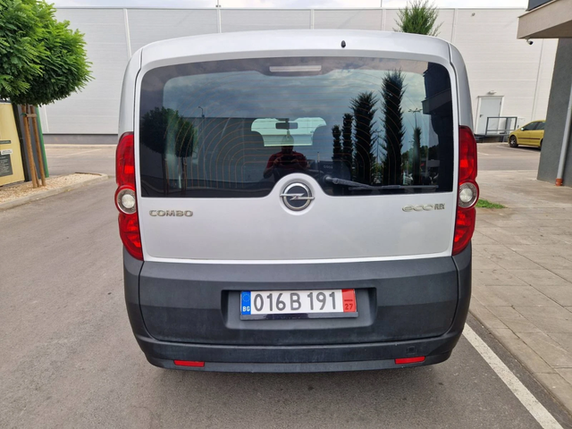 Opel Combo 1.3 - автомобили, коли, обяви за нови и употребявани 4
