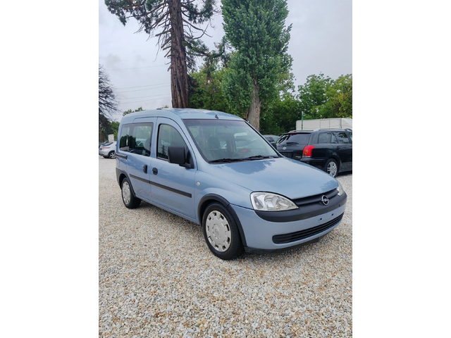Opel Combo 1.7, 101к.с. - автомобили, коли, обяви за нови и употребявани 1