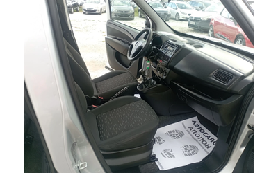 Opel Combo 5 врати, Италия , ДДС - автомобили, коли, обяви за нови и употребявани 6