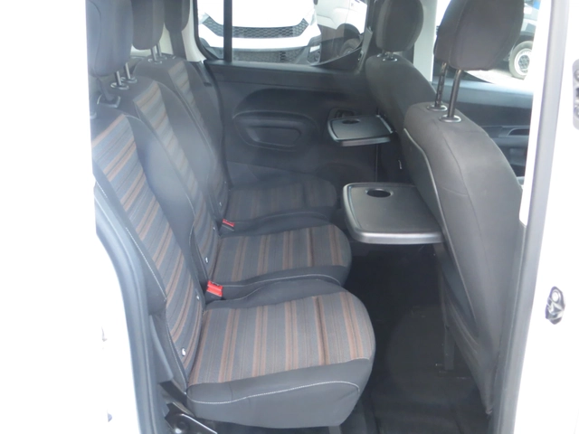 Opel Combo LIFE ПЪТНИЧЕСКИ 5+ 1 МЕСТА - автомобили, коли, обяви за нови и употребявани 11