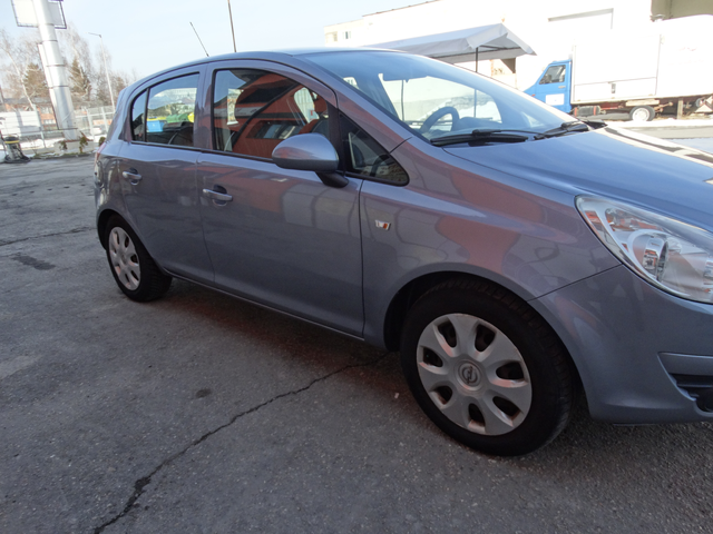 Opel Corsa 1.2i - автомобили, коли, обяви за нови и употребявани 2