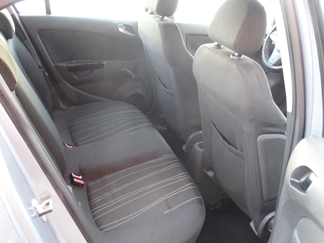 Opel Corsa 1.2i - автомобили, коли, обяви за нови и употребявани 9