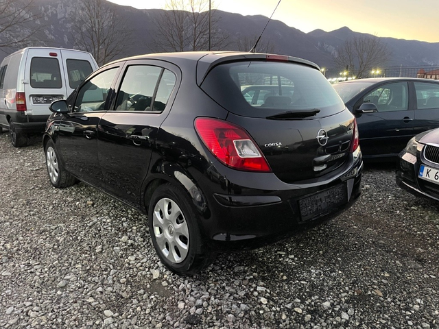 Opel Corsa 1.3m-jet - автомобили, коли, обяви за нови и употребявани 4