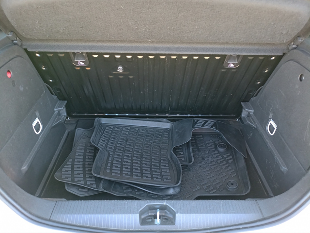 Opel CORSA 1.4 E/ 75 BVM5 E6 - автомобили, коли, обяви за нови и употребявани 8