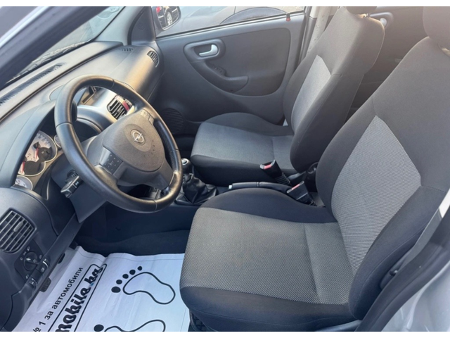 Opel Corsa 1.4i - автомобили, коли, обяви за нови и употребявани 2