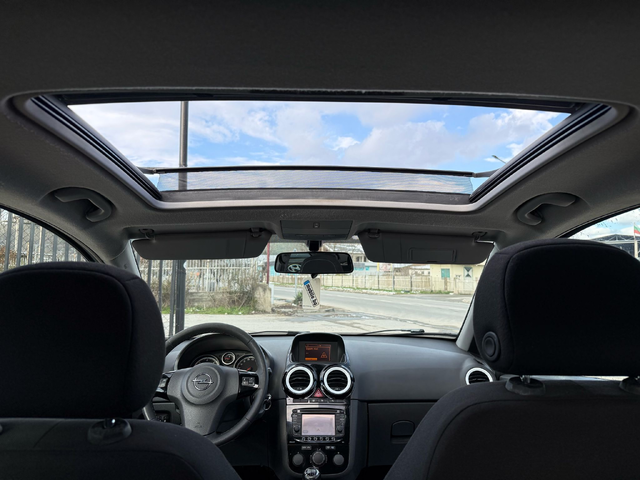 Opel Corsa 1.7 Дизел, Navi, Панорама, 131 к.с., ТОП - автомобили, коли, обяви за нови и употребявани 13