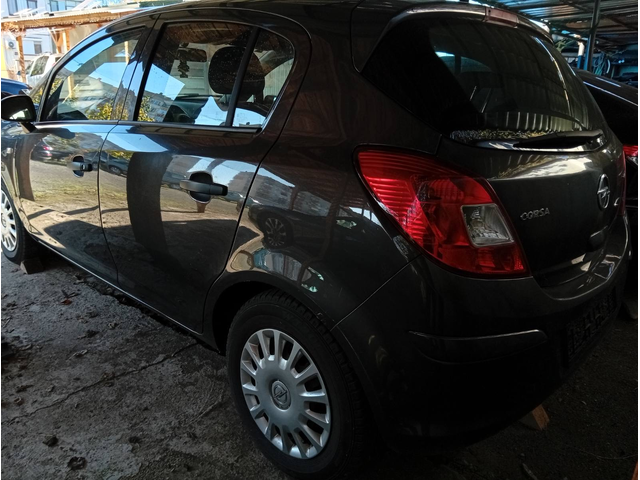 Opel Corsa 1200 - автомобили, коли, обяви за нови и употребявани 3