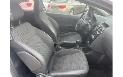 Opel Corsa 1.3 GAS/BENZ - автомобили, коли, обяви за нови и употребявани 11