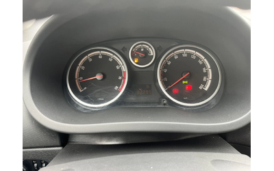 Opel Corsa 1.3 GAS/BENZ - автомобили, коли, обяви за нови и употребявани 13