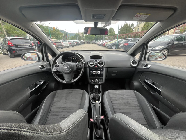 Opel Corsa 1.3 GAS/BENZ - автомобили, коли, обяви за нови и употребявани 8