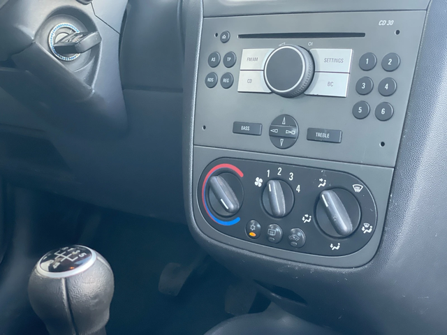 Opel Corsa - автомобили, коли, обяви за нови и употребявани 10