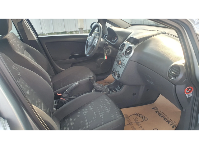 Opel Corsa 1.3 cdti 90к.с. - автомобили, коли, обяви за нови и употребявани 13