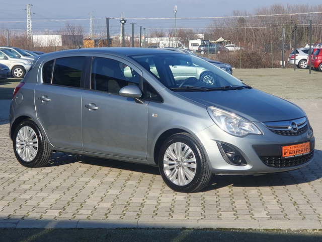 Opel Corsa 1.3 cdti 90к.с. - автомобили, коли, обяви за нови и употребявани 5