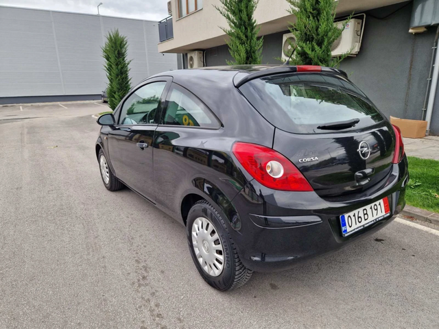 Opel Corsa 1.2 бензин - автомобили, коли, обяви за нови и употребявани 3
