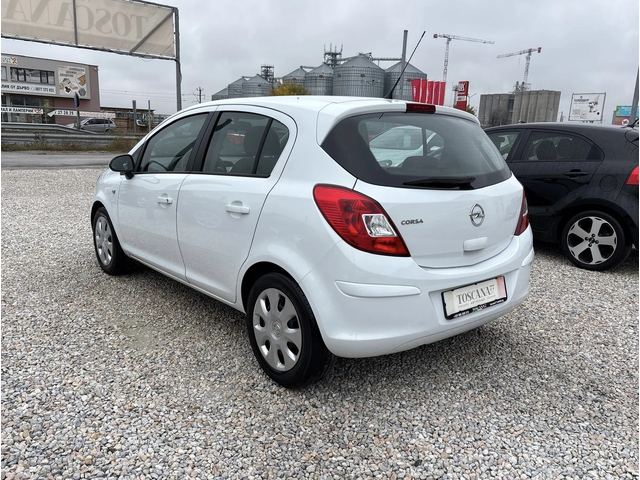 Opel Corsa 1.2i* ГАЗ * 86к.c* Лизинг - автомобили, коли, обяви за нови и употребявани 2