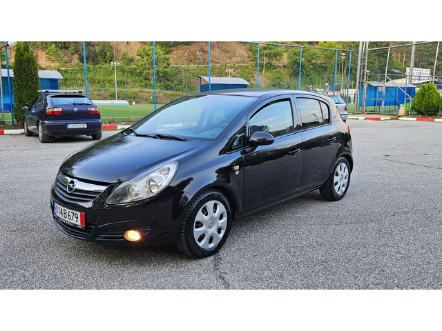 Opel Corsa 1.3 JTD KLIMATIK/ITALY - автомобили, коли, обяви за нови и употребявани 1