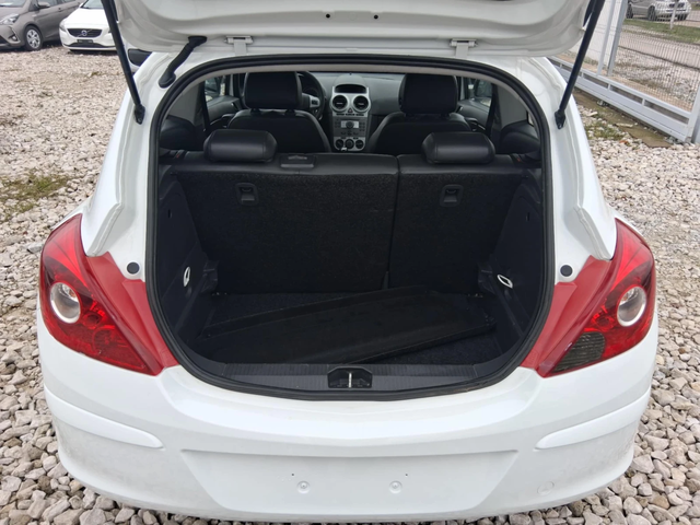 Opel Corsa Facelift + ГАЗ - автомобили, коли, обяви за нови и употребявани 4