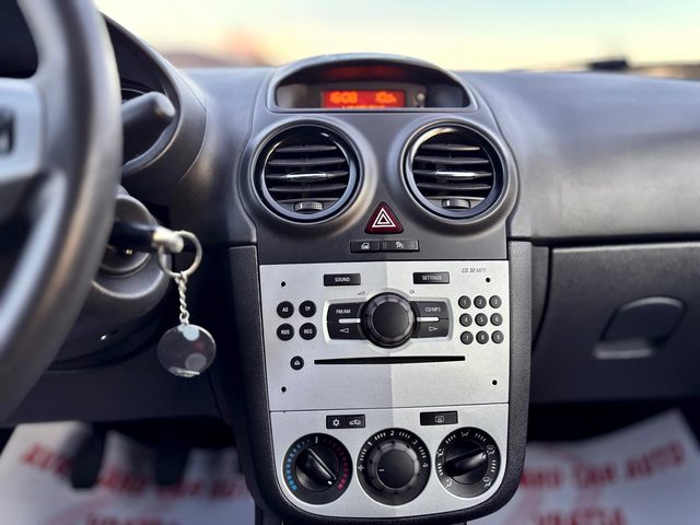 Opel Corsa - автомобили, коли, обяви за нови и употребявани 11