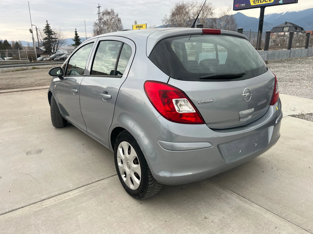 Opel Corsa 1.2i - автомобили, коли, обяви за нови и употребявани 3