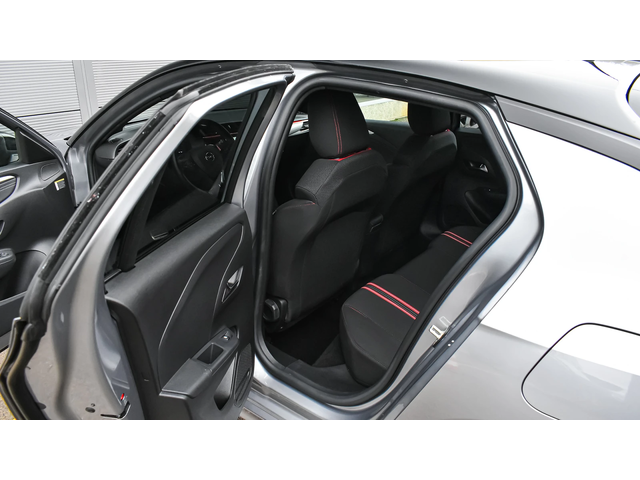 Opel Corsa e-GS Line 50 kWh - автомобили, коли, обяви за нови и употребявани 8